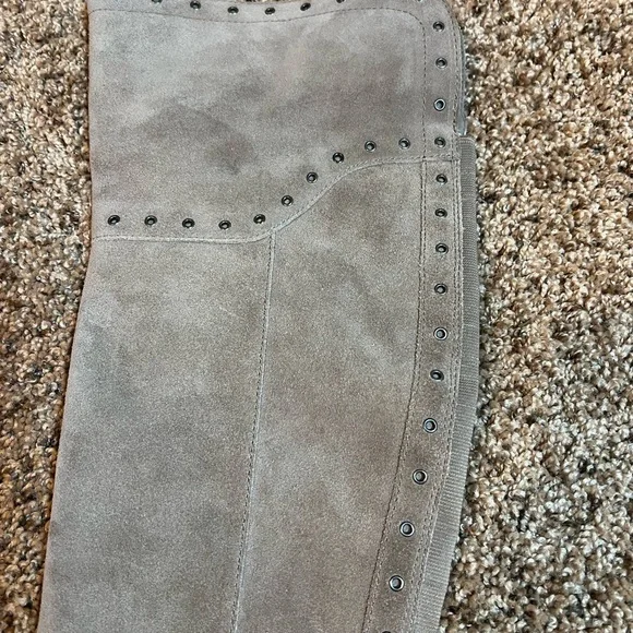 Vince Camuto Bestan Over the Knee Boot Foxy Tan/Gray Suede Size 6 M OTK - Picture 2 of 9